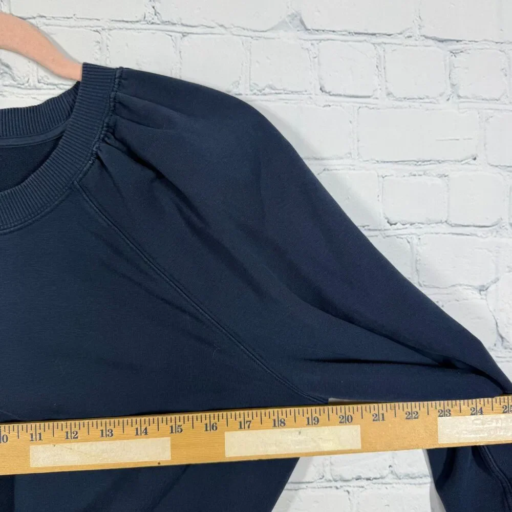Lululemon LA Puff Sleeve Cropped Sweatshirt Size 4 Navy Athleisure Pullover